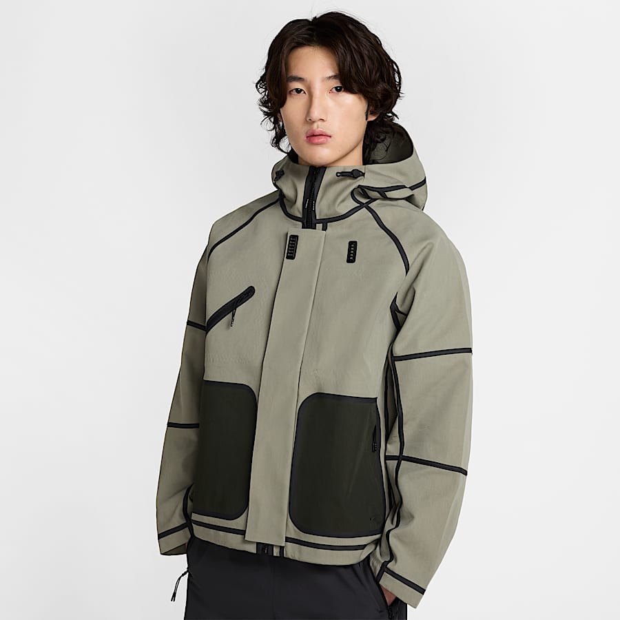 ナイキがおすすめする、ランニングに最適なレインジャケットの選び方